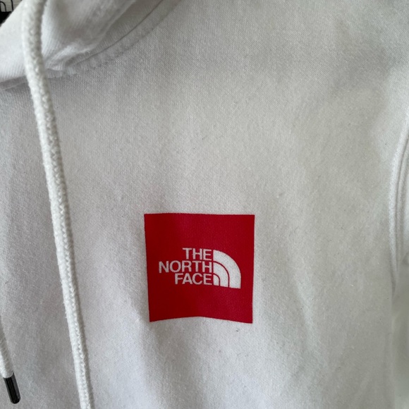 Women’s North Face Hoodie White Red Block Logo Pullover Sweatshirt Size Small - Picture 2 of 6